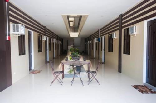 设施服务, NF套房 (NF Suites) in 埃克兰德