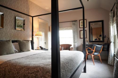 The Lion Inn - image 13
