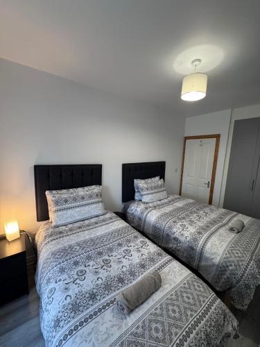 Modern Apartment good distance from Dublin City and Airport 4people, Dublin