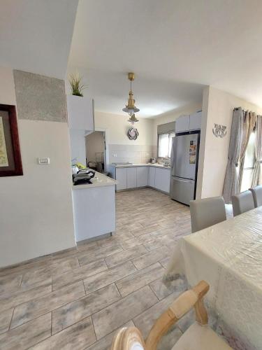 Cuina, Tzfat, best location! in Safed