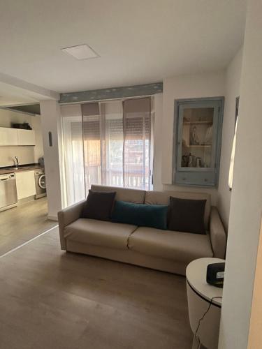 Acogedora y moderna casa en pueblo - Maravisa