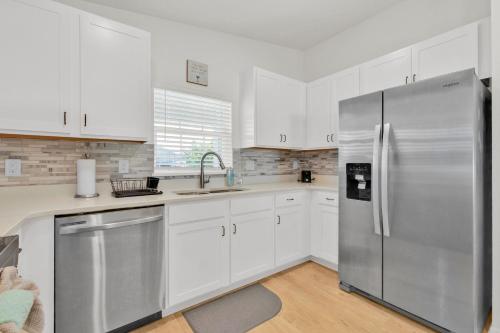 3BR House with Backyard & access to Auburndale Trail 3BR House with Backyard & access to Auburndale Trail