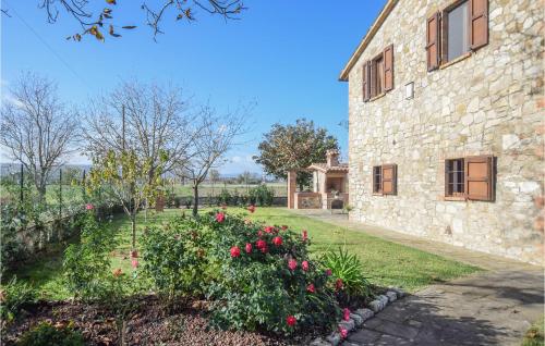 Awesome Apartment In Collazzone