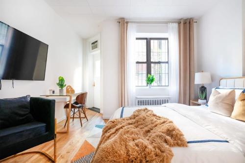 74-1C New Studio With Private Outdoors - GYM, New York (Foto 6)