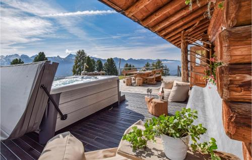 . Chalet Luisa