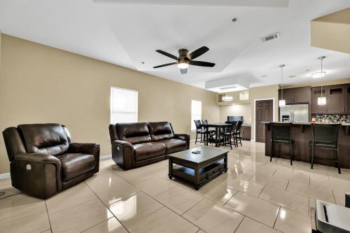 Relax & Enjoy In Our Spacious Townhome Getaway A, McAllen (zdjęcie 3)