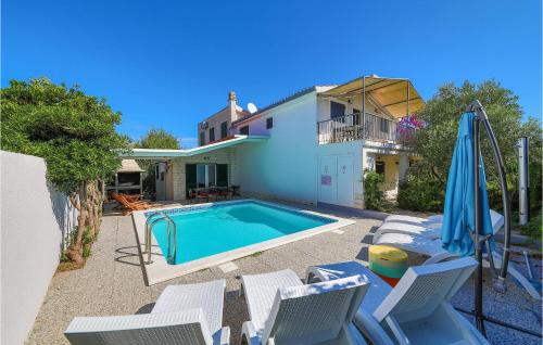 Holiday Home Put Punte Vi – khách sạn tại Okrug Donji