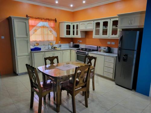 Instalaciones, Spring View Apartment in Arnos Vale