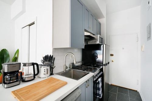 74-3C New Studio in Prime UWS - GYM In Building, New York (photo 6)