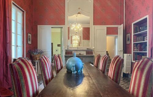 Four-Bedroom Holiday Home