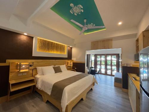 ARANJUEZ LOFTS Santa Ana in Santa Ana