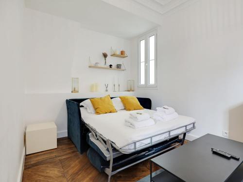 Charming apartment -1BR 4P- Bastille - image 9