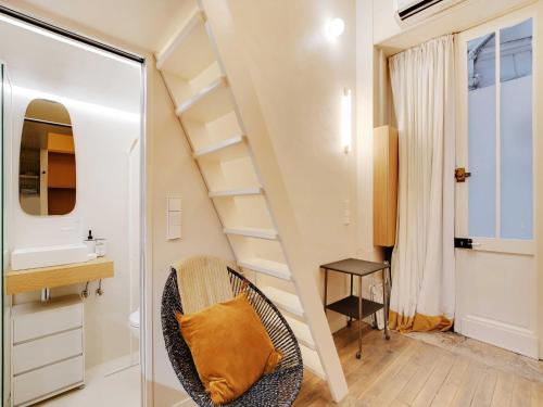 Charming studio near Montparnasse - Mobility lease, Paris (photo 7)
