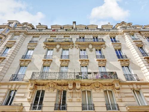Elegant appt 3BDR 5P - Arc de Triomphe Porte Maillot - image 2