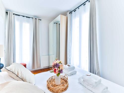Magnificent apartment -1BR 4P - Buttes Chaumont - image 7