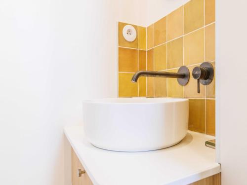 Charming apartment near Bois de Vincennes - 1BDR 2P - main image