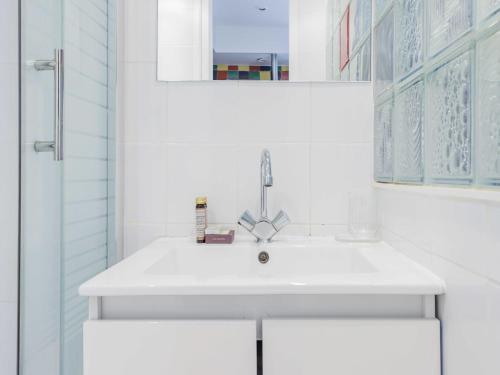 Charming studio near Champs de Mars - Mobility lease - image 4