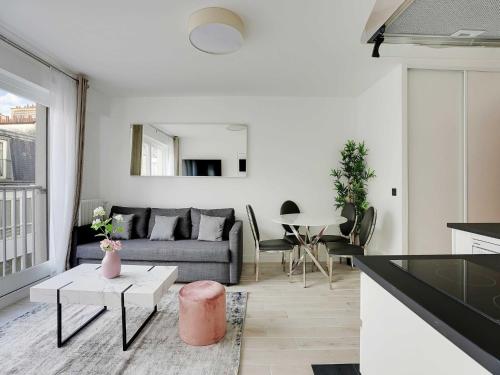 Charming apartment near TROCADERO - Mobility lease - image 4