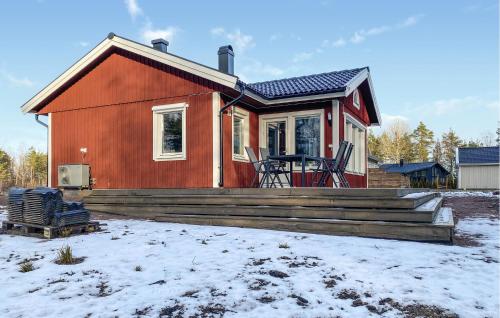 . 2 Bedroom Stunning Home In Mönsterås
