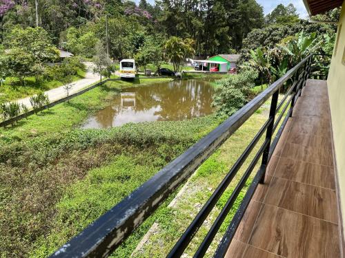ทัศนียภาพ, Chácara em Parelheiros (Chacara em Parelheiros) in ปาเรงเยย์โรส