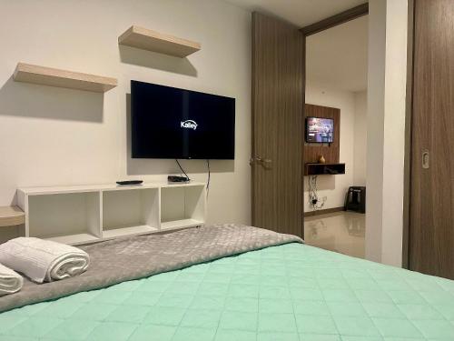 Apartamento en Piso 11 con Piscina y Vistas