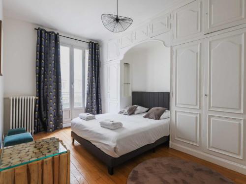 Cosy apt with balcony -3BR-4P- Place des Ternes, Paris (photo 6)
