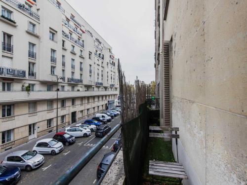 Cosy apt with balcony -3BR-4P- Place des Ternes, Paris (photo 4)
