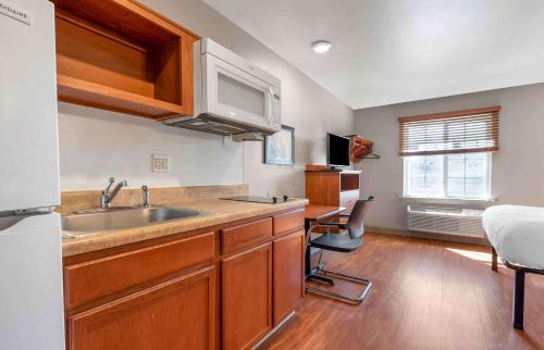 Extended Stay America Select Suites - Colorado Springs in Colorado Springs, USA
