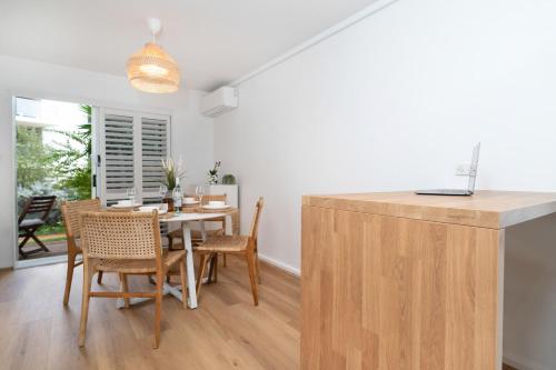 Coastal Escape Salty Breeze W Pool & Slide!