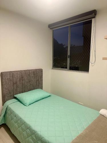 Apartamento en Piso 11 con Piscina y Vistas