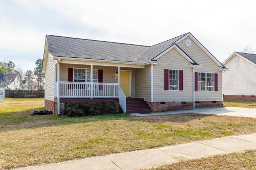 NEW 3 bd house - 5 min from Walnut Amphitheater in Egyéb