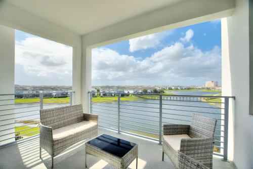 Storey Lake Resort 2bd Condo Overlooking Water #840 condo in Kissimmee, USA