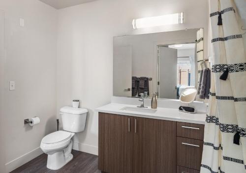 Boutique 1BR near Convention Center - Pool,Htub,Gym Boutique 1BR near Convention Center - Pool,Htub,Gym