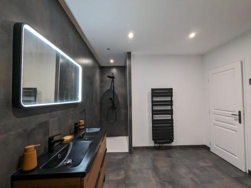 Gîte rénové à Mauvages avec jardin, BBQ et WIFI - FR-1-585-167 (Gite renove a Mauvages avec jardin, BBQ et WIFI - FR-1-585-167) in Mauvages