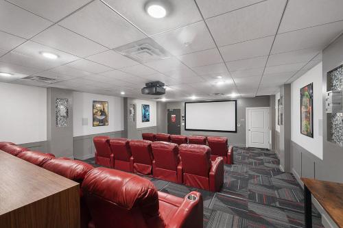 Boutique 1BR near Convention Center - Pool,Htub,Gym Boutique 1BR near Convention Center - Pool,Htub,Gym