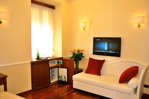 Ludovisi Luxury Rooms - image 8