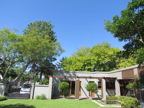Caledon 31, George