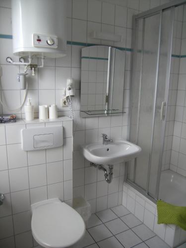Hotel Ratscafe Uckeritz 2.9km von Usedom entfernt