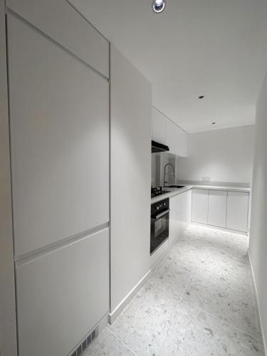 EHUB - Modern Rare 4-Bedroom APT, 50m from subway, Shanghai (Foto 8)