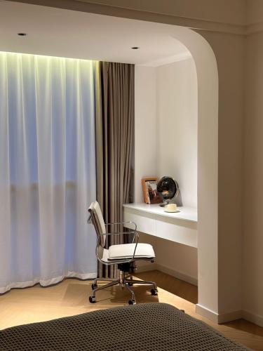 EHUB - Modern Rare 4-Bedroom APT, 50m from subway, Shanghai (Foto 9)