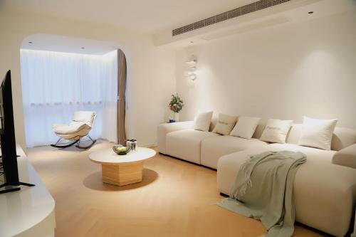 EHUB - Modern Rare 4-Bedroom APT, 50m from subway, Shanghai (Foto 10)
