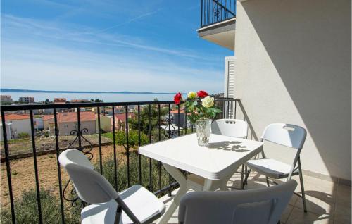 Awesome Apartment In Podstrana