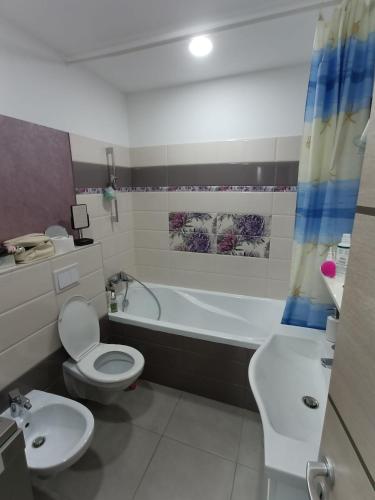 Three-Bedroom Apartment image 10