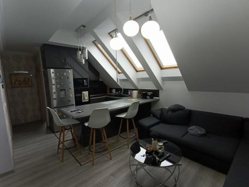 Three-Bedroom Apartment image 7