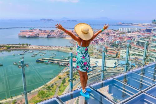 Ocean View, Balcony, Pool RoofTop
