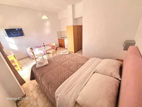 Arhodiko Hotel - main image