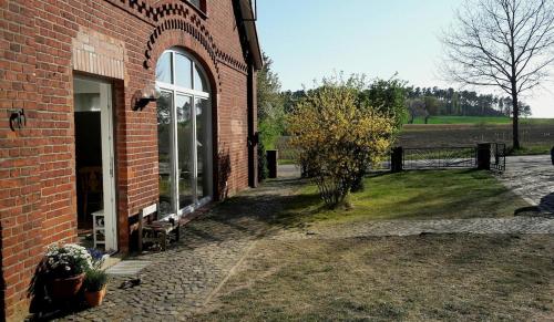 semi detached rural house in دالين بورغ
