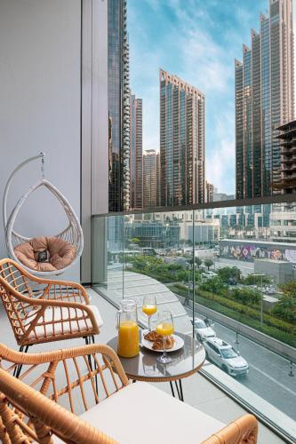 EMAAR GRANDE - Elegant 1 Bedroom Apartment - Infinity Pool - 1min to Dubai Mall and Burj Khalifa, Dubai (Foto 3)