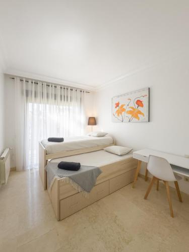 Ático de 2 dormitorios con terraza y piscina en Roda Golf - Almyra 5