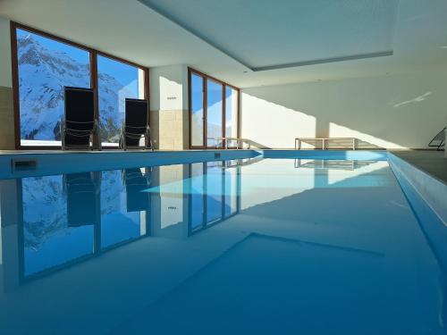 สระว่ายน้ำ, Appartement Rothornblick in ชรอคเคิน